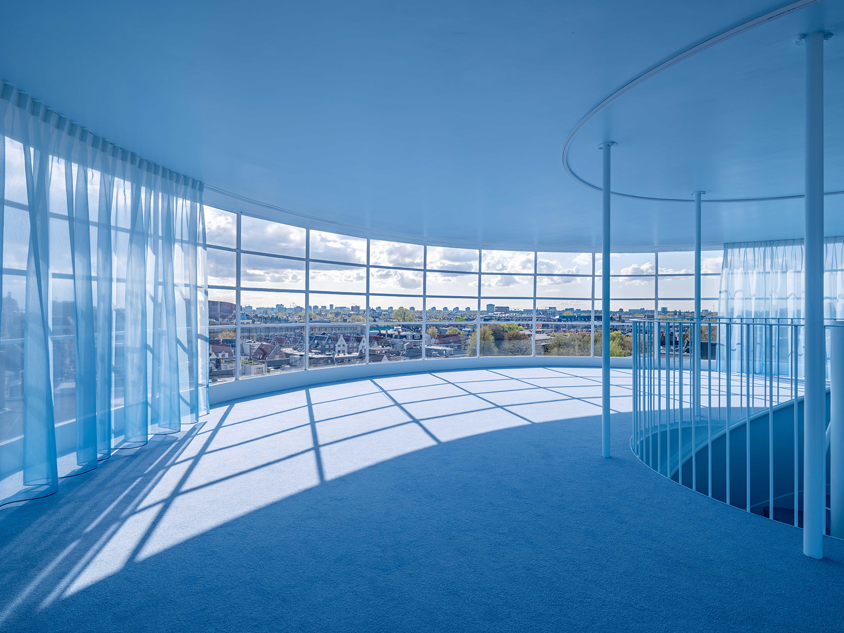 MVRDV打造欧洲规模最大的“蔚来中心”-45