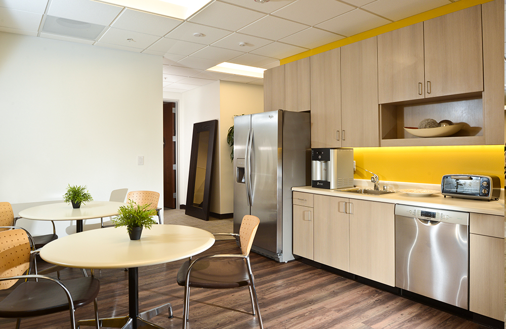 Santana Row Leasing Center-5