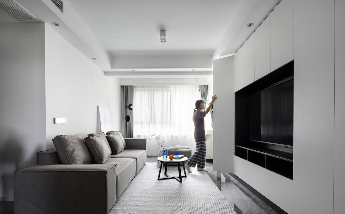 麻花辫胡茬的家-20