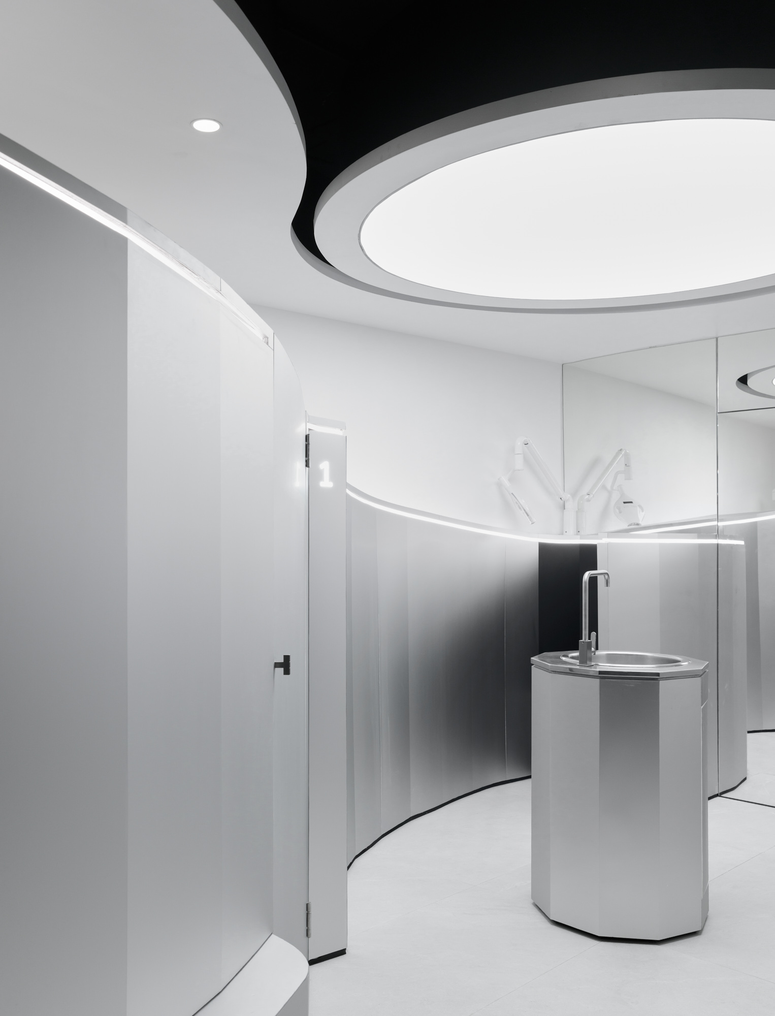 Resmile Dental Wellness-17