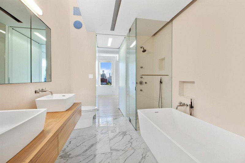 Two Bedroom Apartment with Massive Terrace in Greenwich Village-8