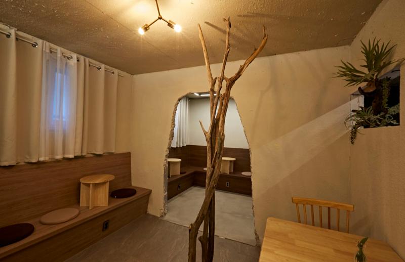 21 平米小屋变身复古咖啡馆，设计亮点独具匠心-9