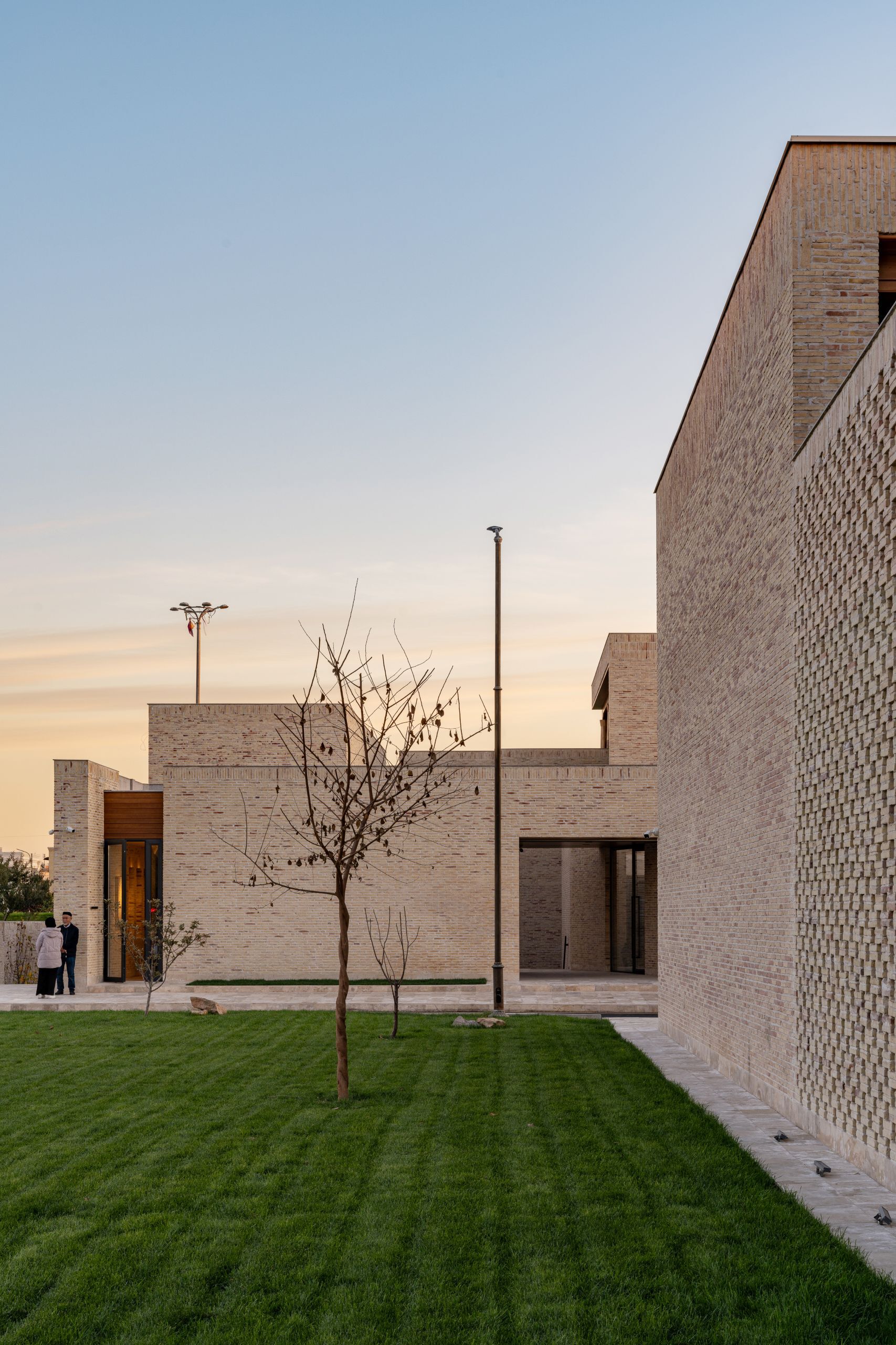 玛迪娜·卡西姆巴耶娃博物馆的苏扎尼刺绣品丨乌兹别克斯坦塔什干丨ARC Architects-43