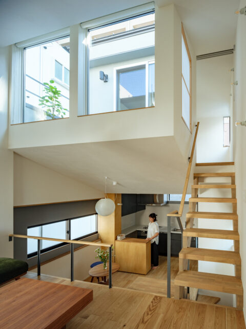 新宿の家 隙間の光明丨日本京都丨キトキノアーキテクチャ（小林玲子）-82