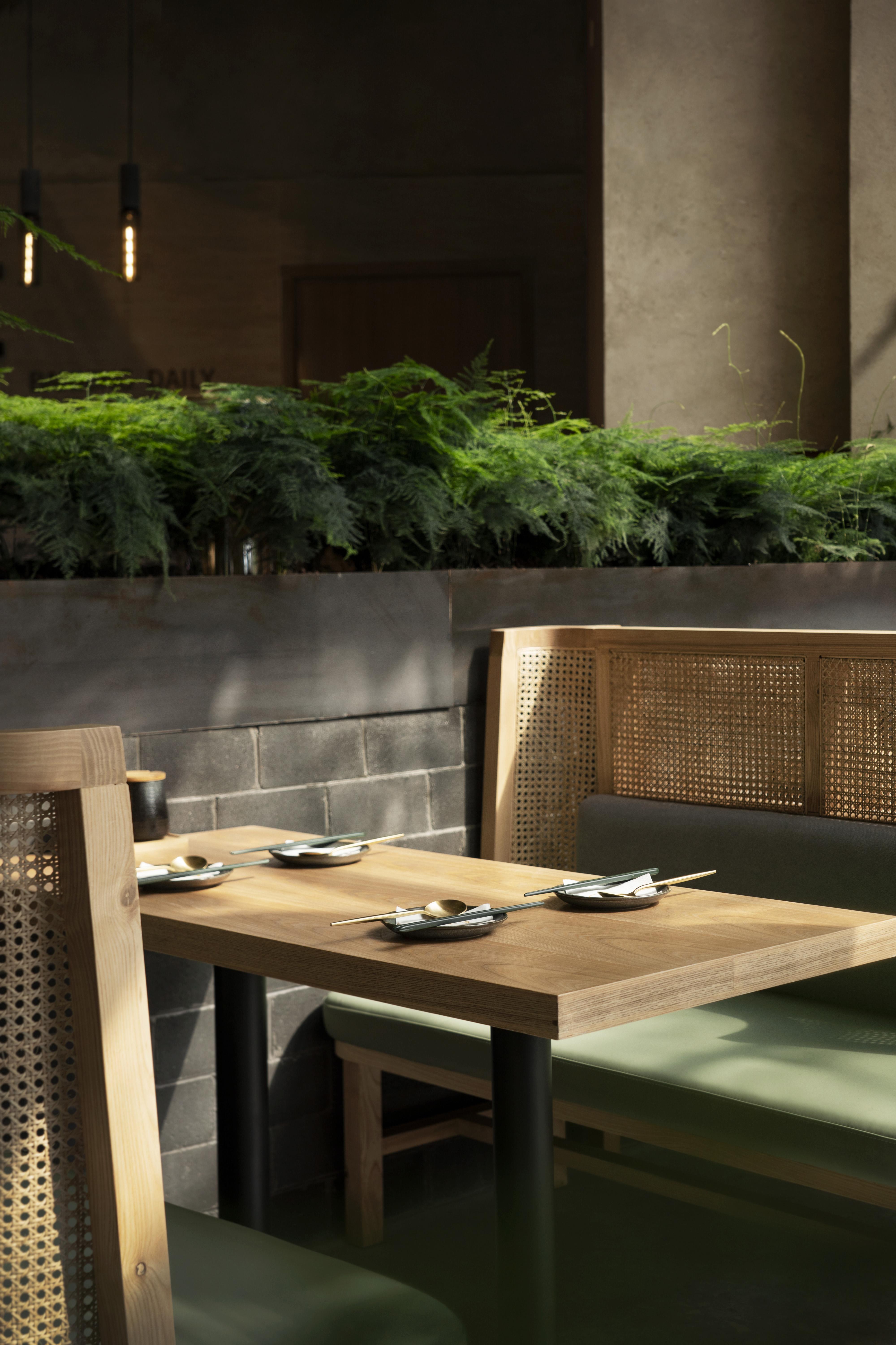 十二泰猪·星马泰料理品牌店设计丨中国清远丨梵山构造设计事务所-6