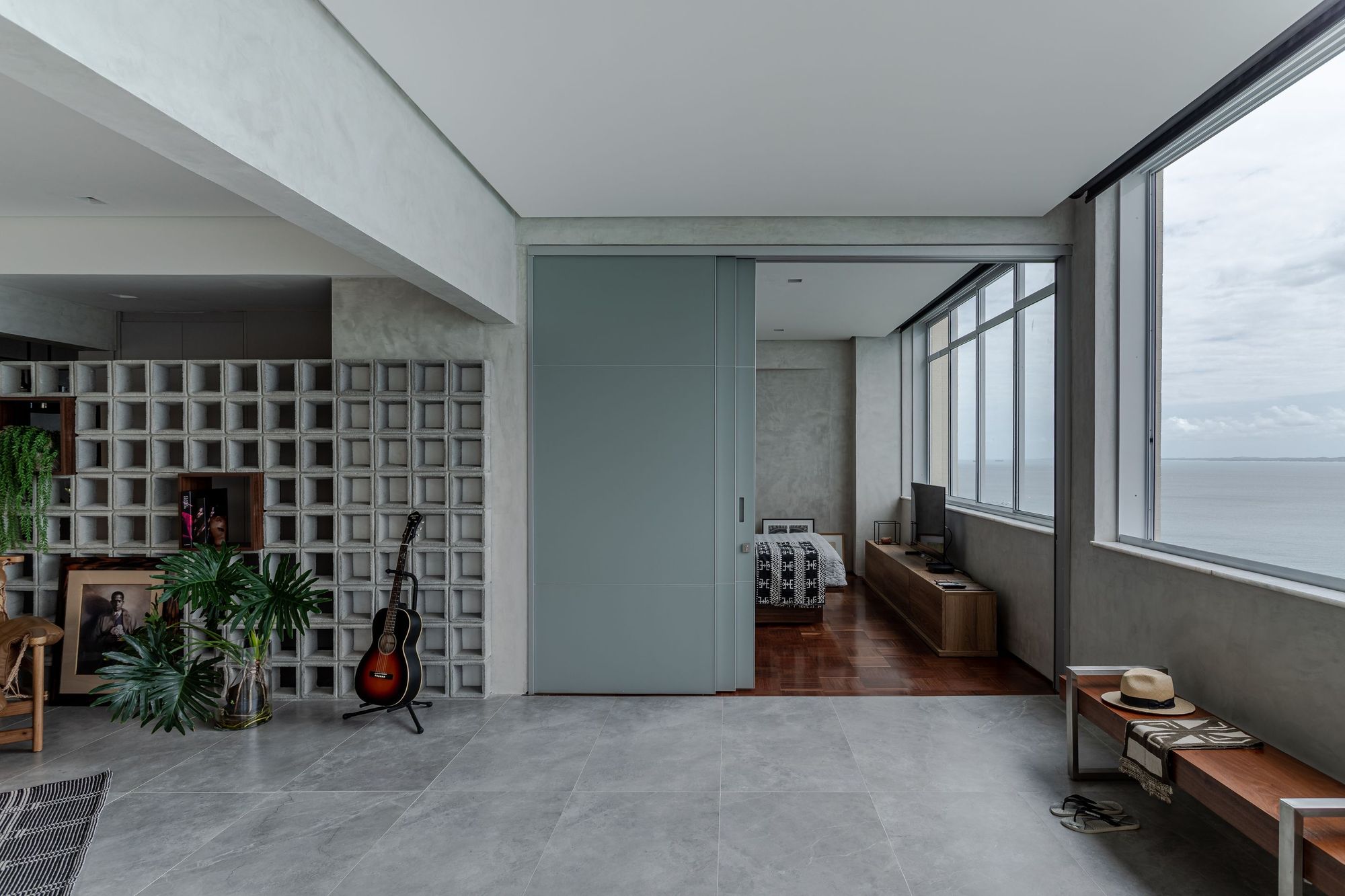 私人混凝土公寓丨巴西丨Paulo Melo e Paulo Andrade-16