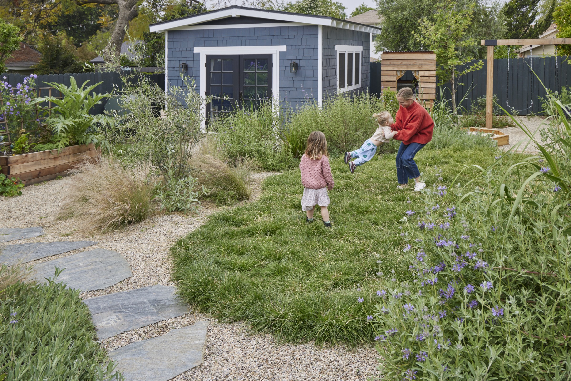 用时间酝酿，为孩子们创造的野趣花园丨美国丨TERREMOTO-8