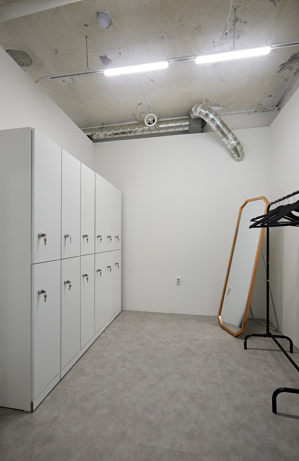 现代简约 170 平共享厨房设计-14