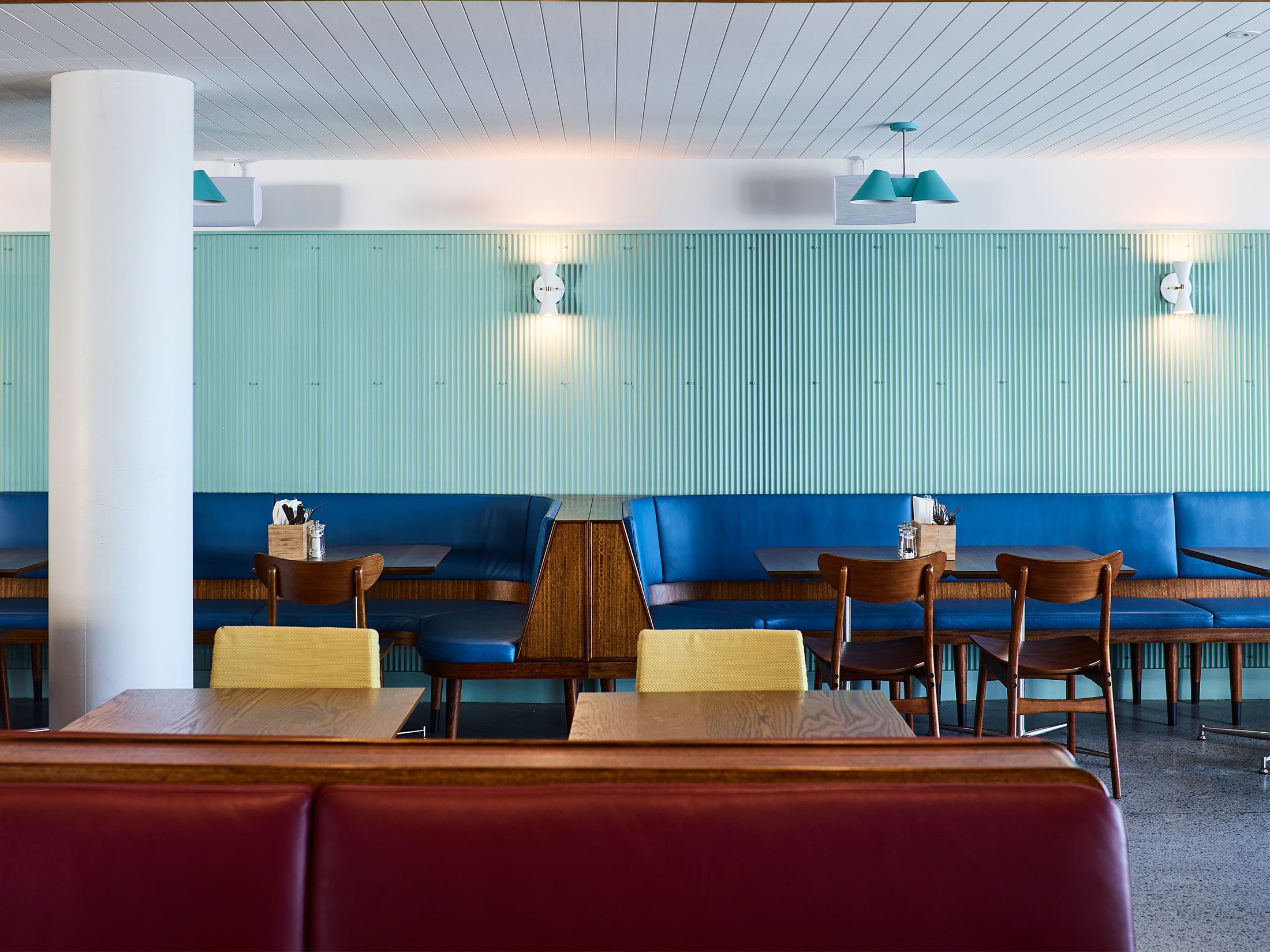 Shoal Bay Country Club | Restaurant | Pub | Café | Shoal Bay - Luchetti Krelle-5