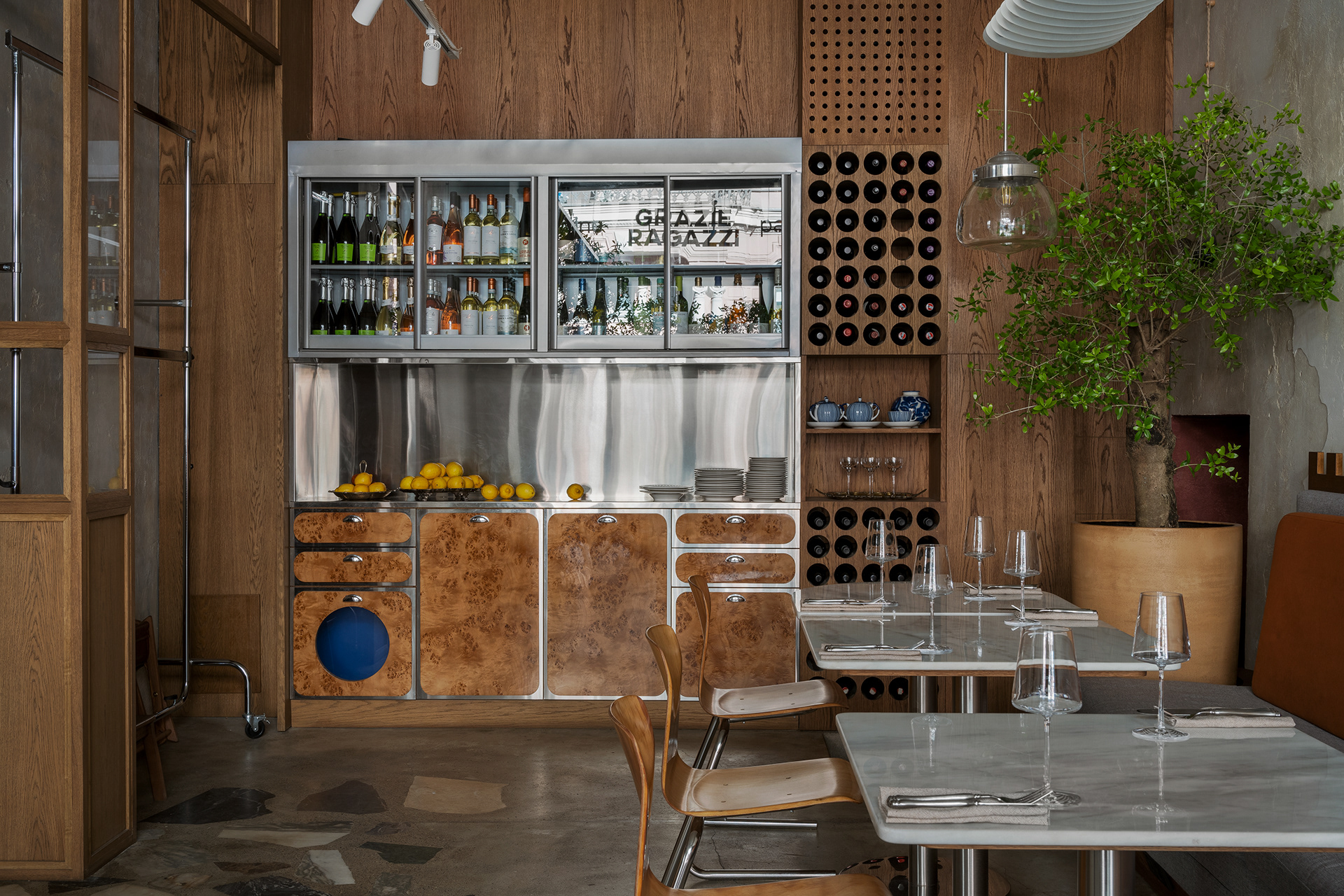 Grazie Ragazzi 意大利餐厅和酒吧丨俄罗斯圣彼得堡丨Julia Desyatnikova-36