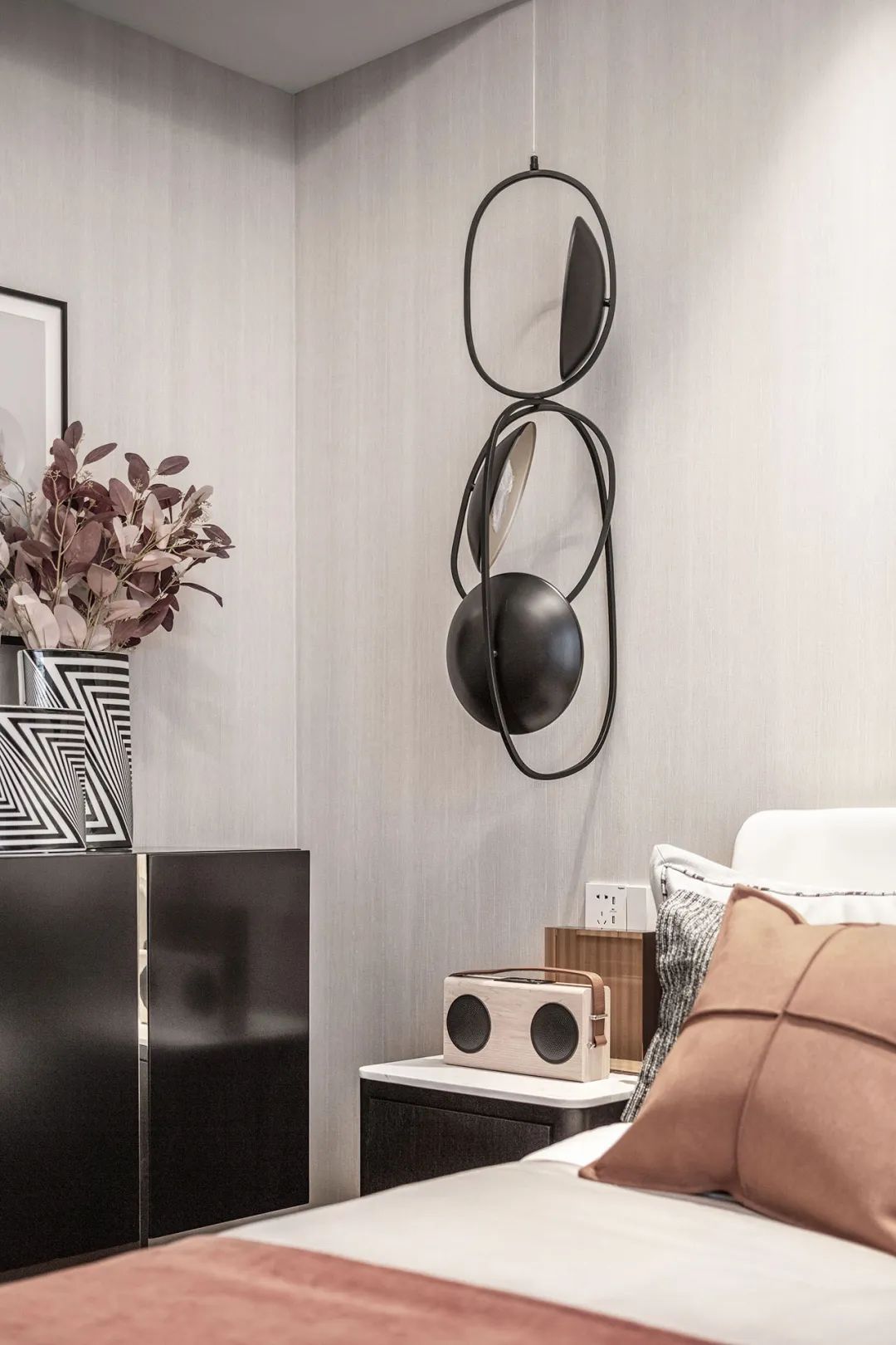 杭州中旅归锦府现代简约样板间 | 家的色彩与都市绿洲-28