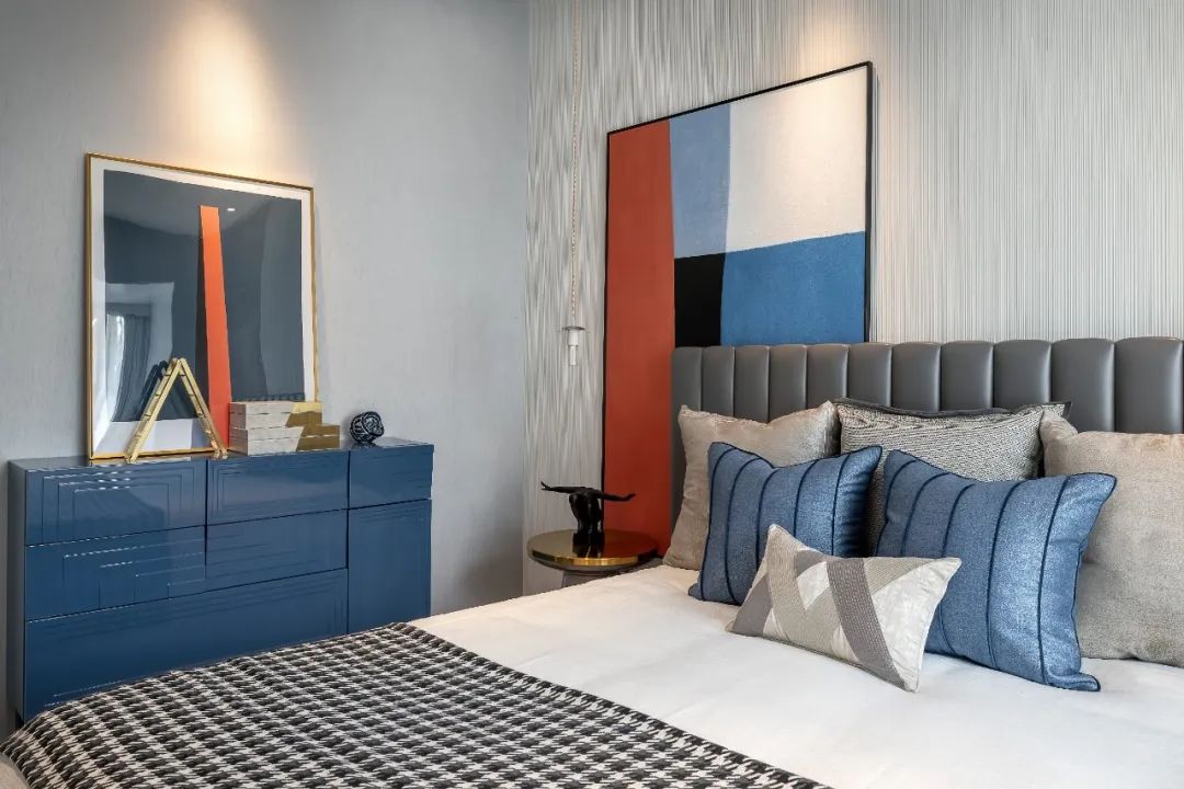 未来城高层 99 户型 | 克莱因蓝的现代艺术空间-29