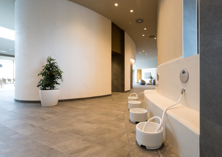 体育馆(Gärtner+Neururer丨体育馆丨Hallenbad Ried Im Innkreis Sauna and Pool)-12