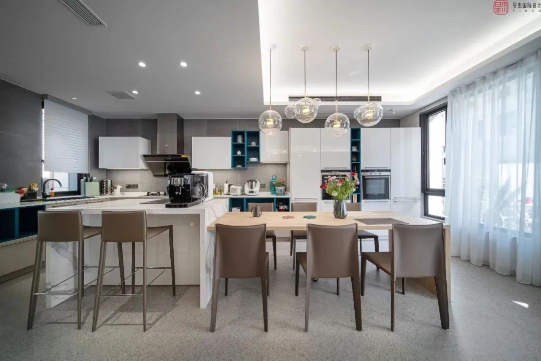 现代轻盈 · 295㎡联排别墅设计丨星杰-31