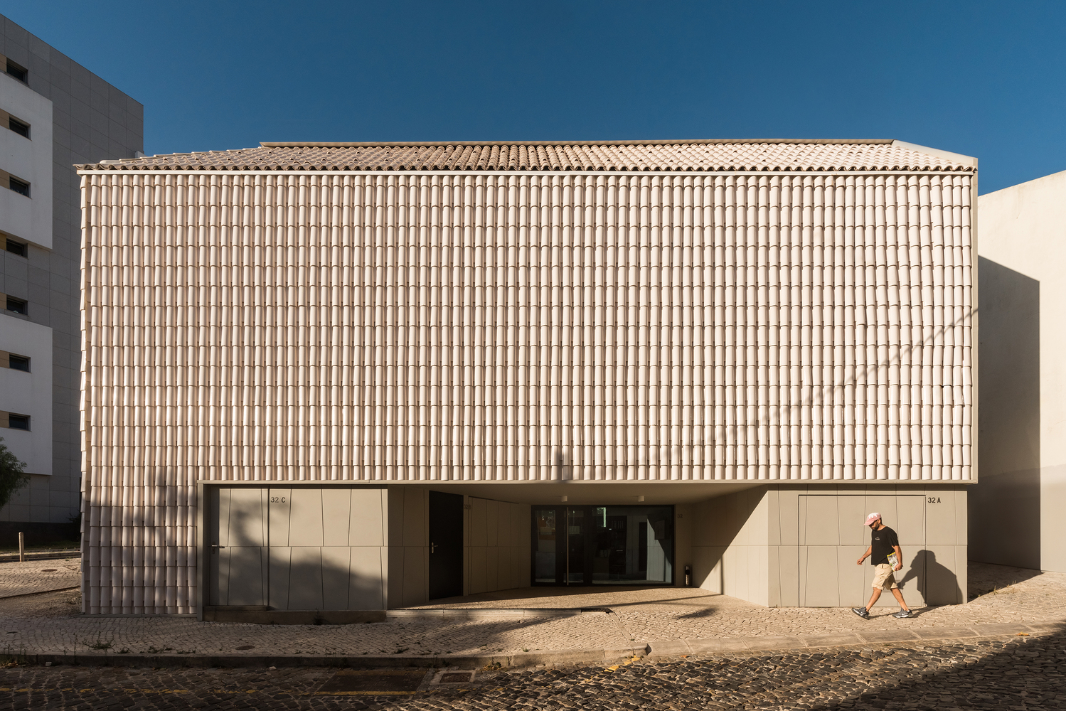 里斯本学生公寓丨葡萄牙丨安德烈·孔工作室-13