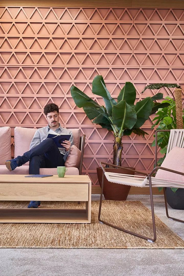 日内瓦 GAVI 办公室设计展现多样性与温暖-7