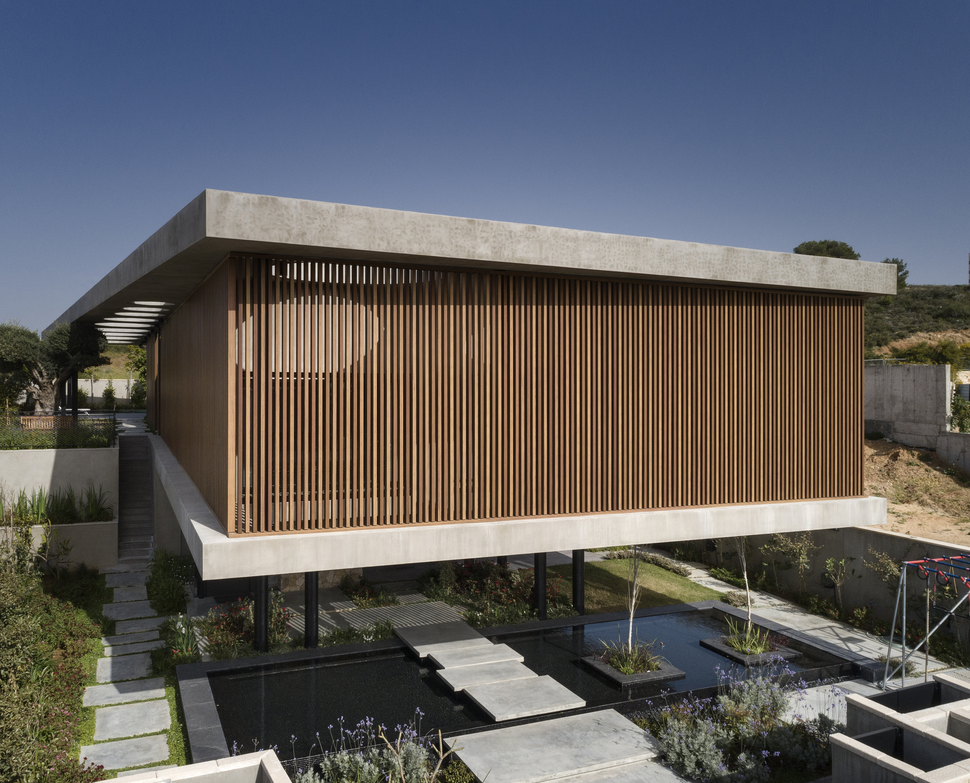 莱德豪斯丨以色列丨Dan and Hila Israelevitz Architects-28