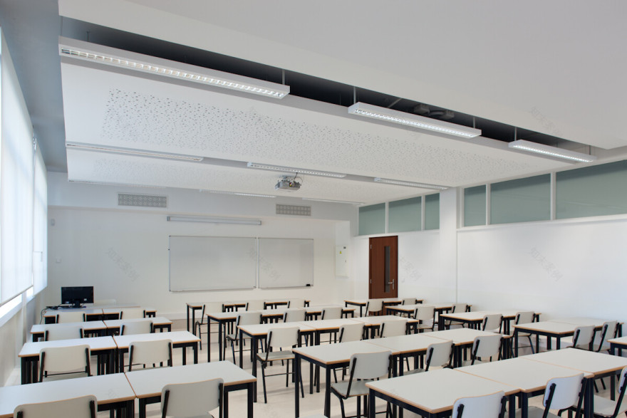 葡萄牙 Rainha Santa Isabel 中学室内设计-15
