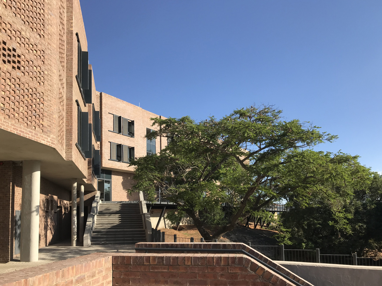 南非 Mpumalanga 大学综合体-27