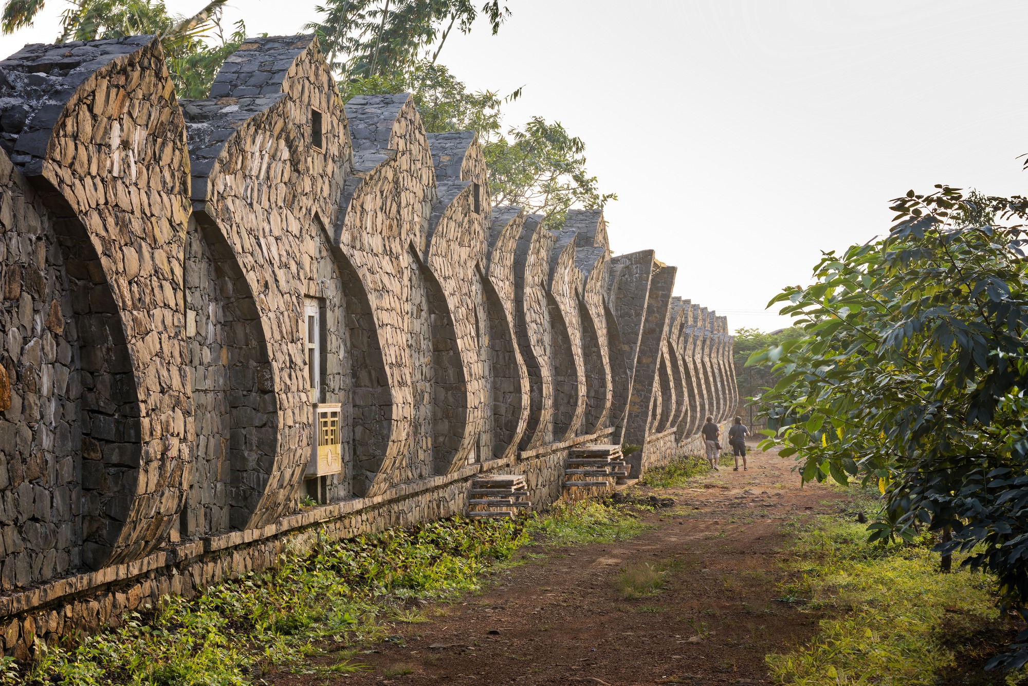 康丹静修度假村丨印度丨PMA madhushala-10