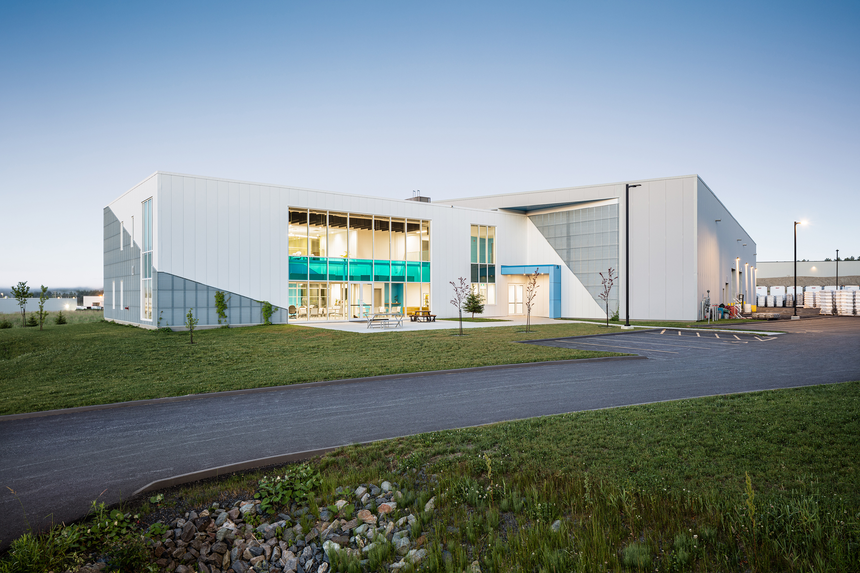 Candock办公及配送中心丨Cimaise Architecture-12