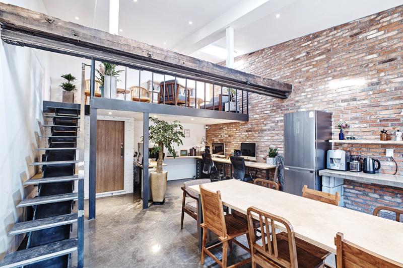 13 坪工厂改造咖啡馆，极简工业风创空间魔法-12