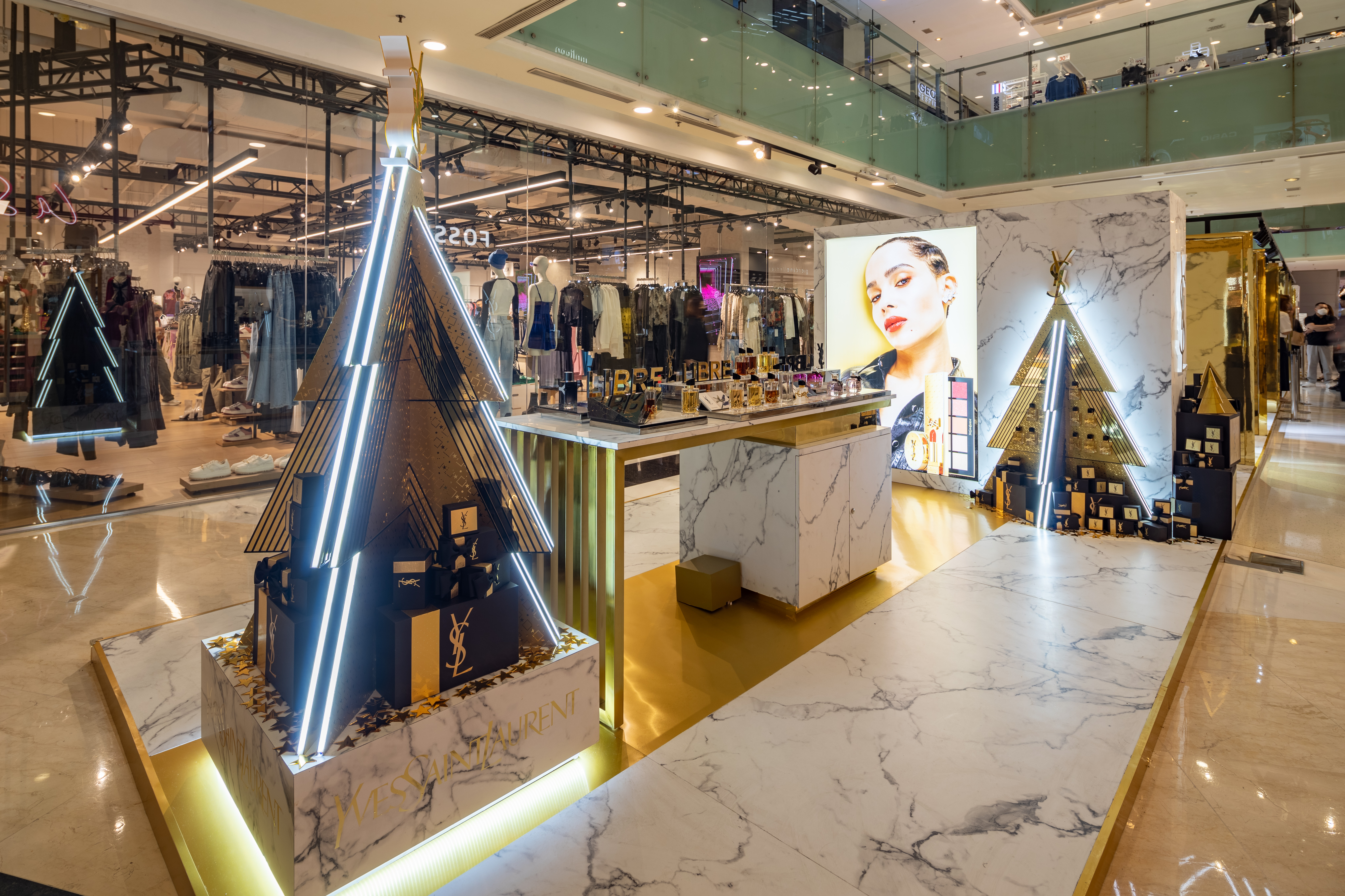 YSL HOLIDAY 2022 PODIUM - GRAND INDONESIA-2