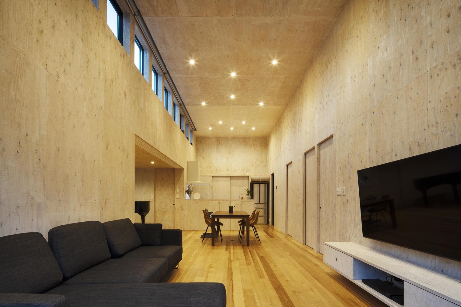 对称简约的日本 HOUSE·W 住宅-22