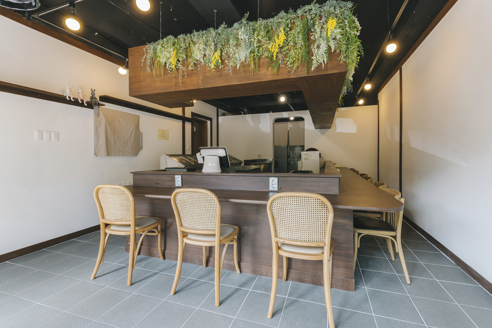 白色木纹，打造 15 平极简卧室之美-4