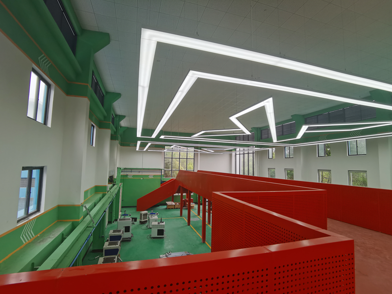 重庆大学学生交叉创新中心丨中国重庆丨李舟,李干-24