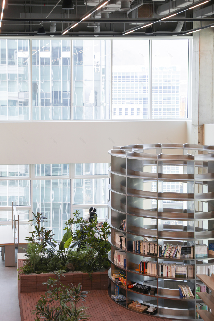 屋瓦兄弟公司办公室丨韩国城南市丨unseenbird-16