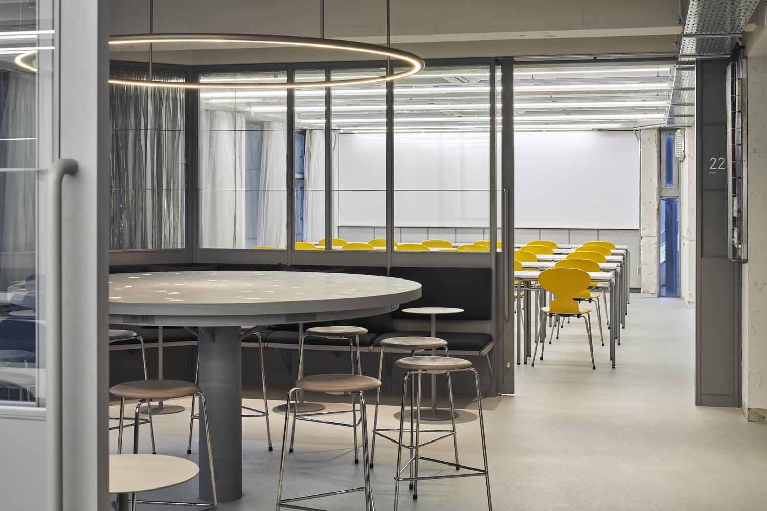 日本 Kuwasawa 设计学校-31