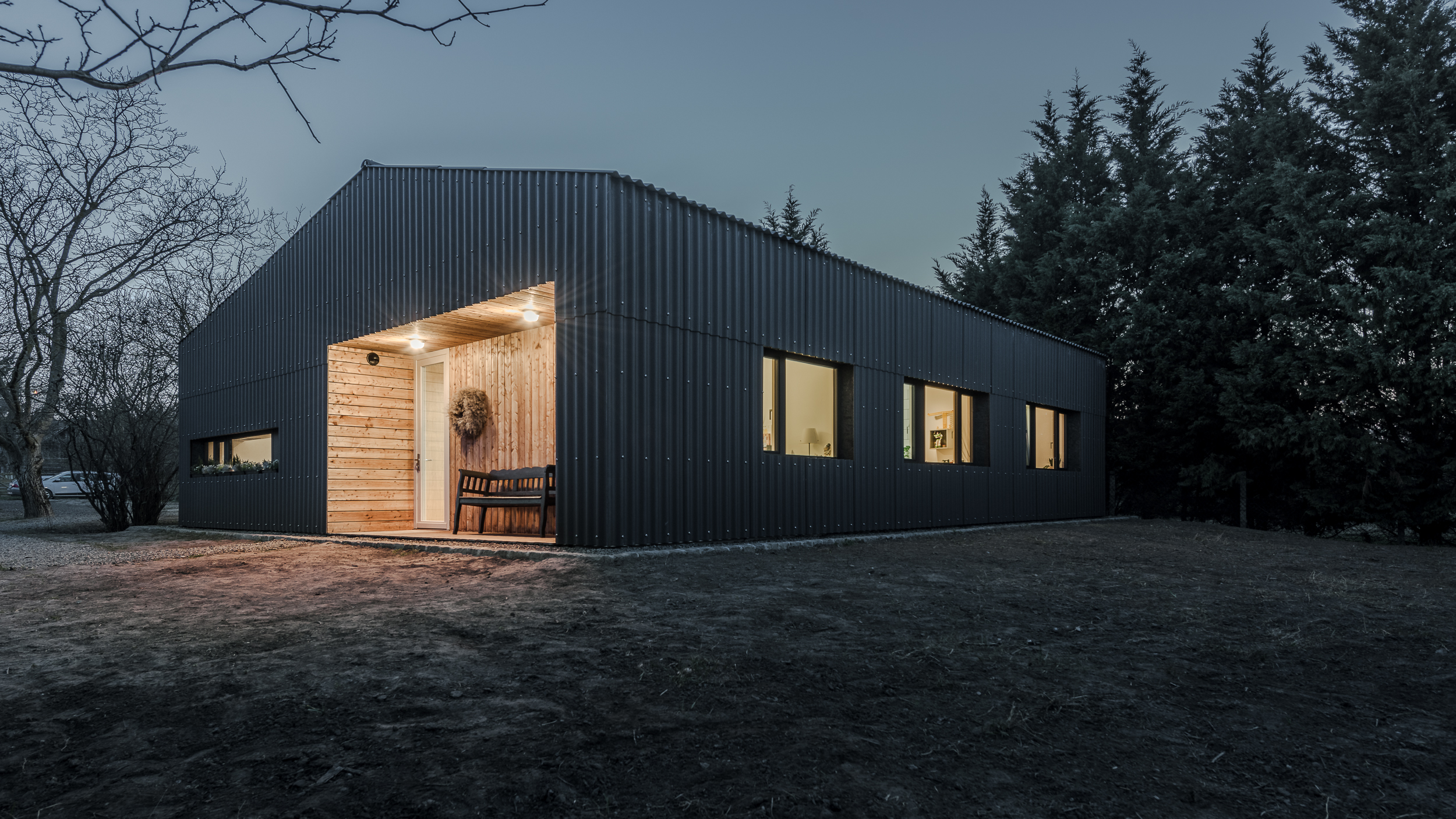 黑瓦屋 · 简约和谐的自建房设计丨匈牙利丨Balogh Csaba 等-54