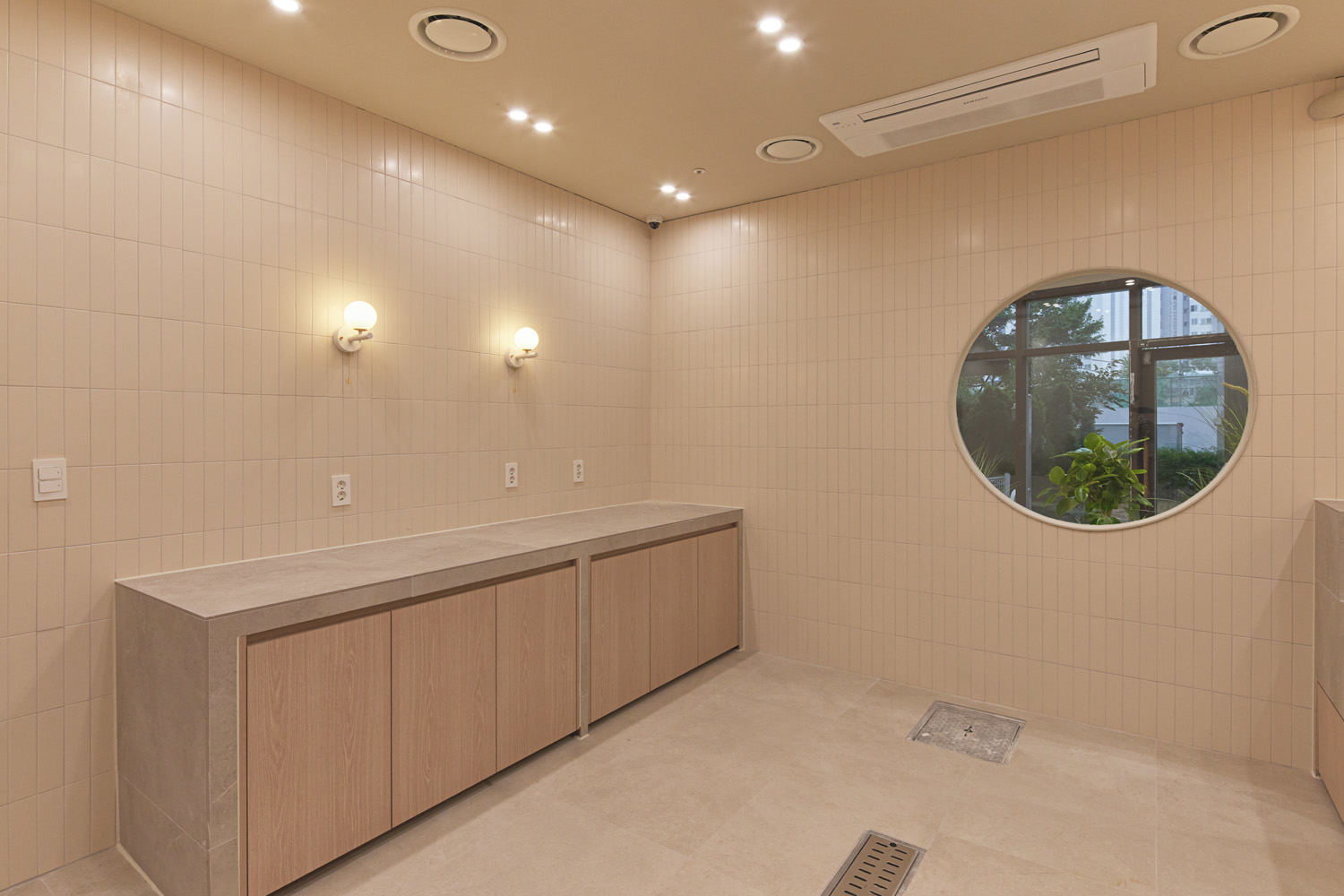 70 平宠物酒店，打造温馨如白洞咖啡馆的氛围-17