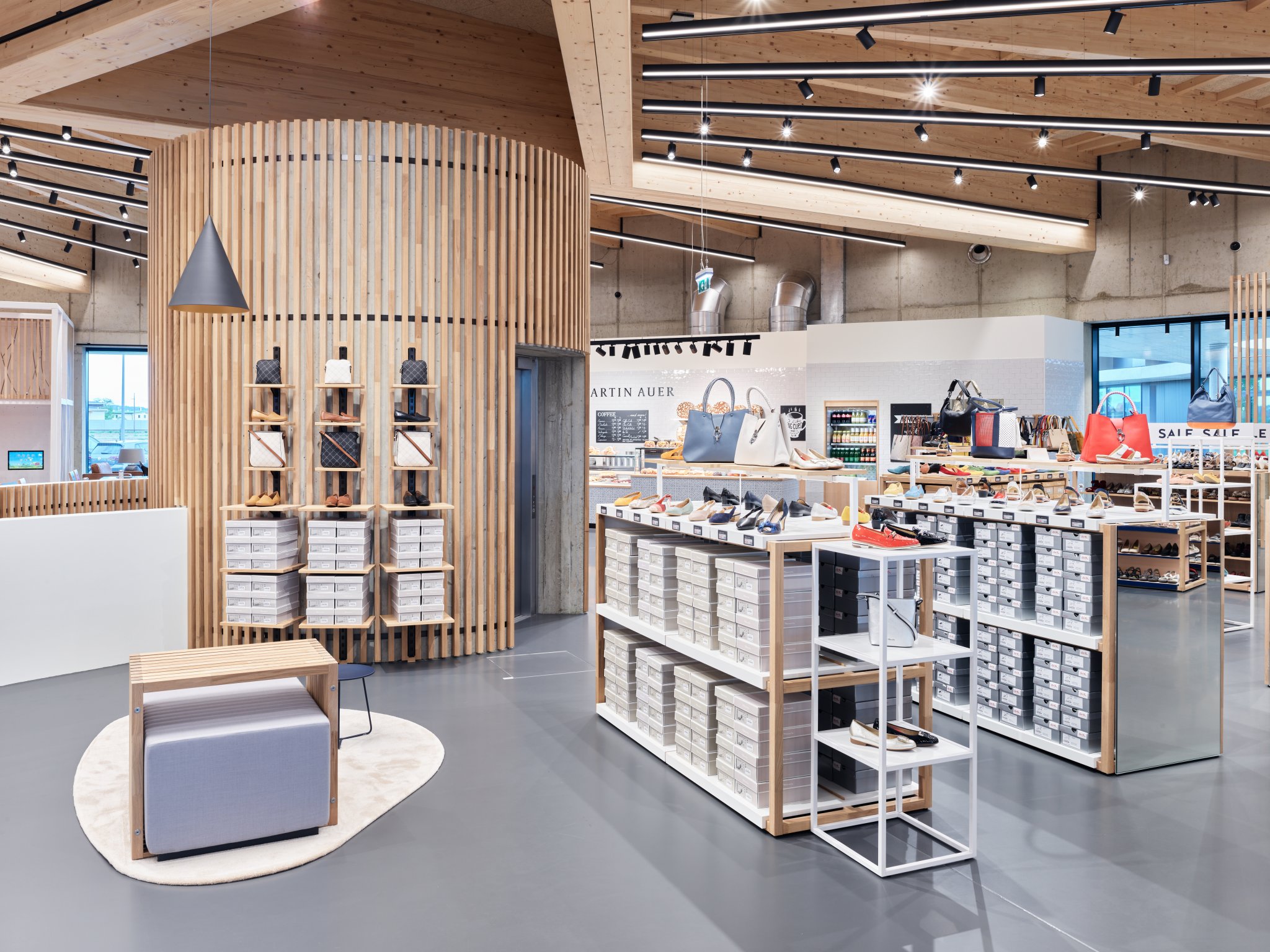 格拉茨 Legero United 鞋店丨umdasch Store Makers-8