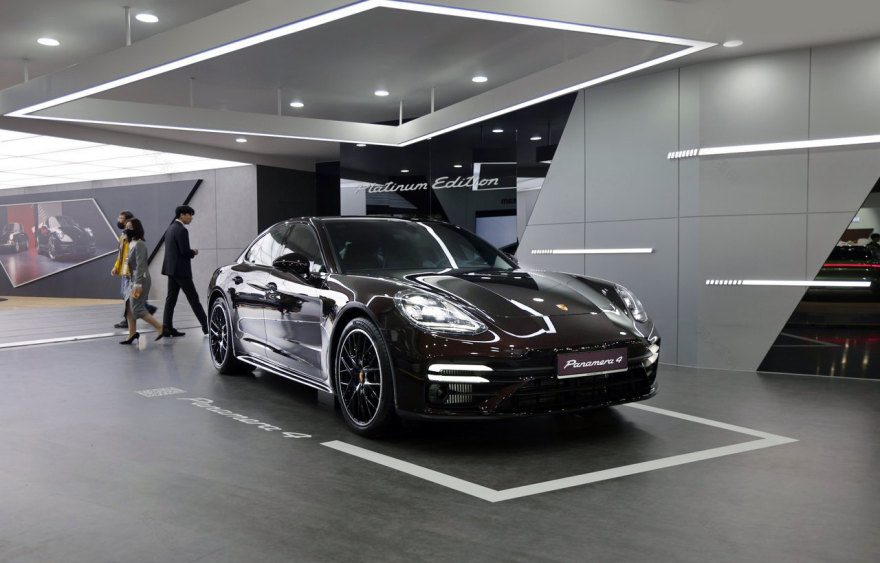 Porsche booth at Seoul Motor Show 2023-36