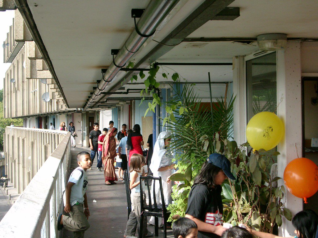 罗宾汉花园的街头生活丨英国伦敦丨Erect Architecture-3