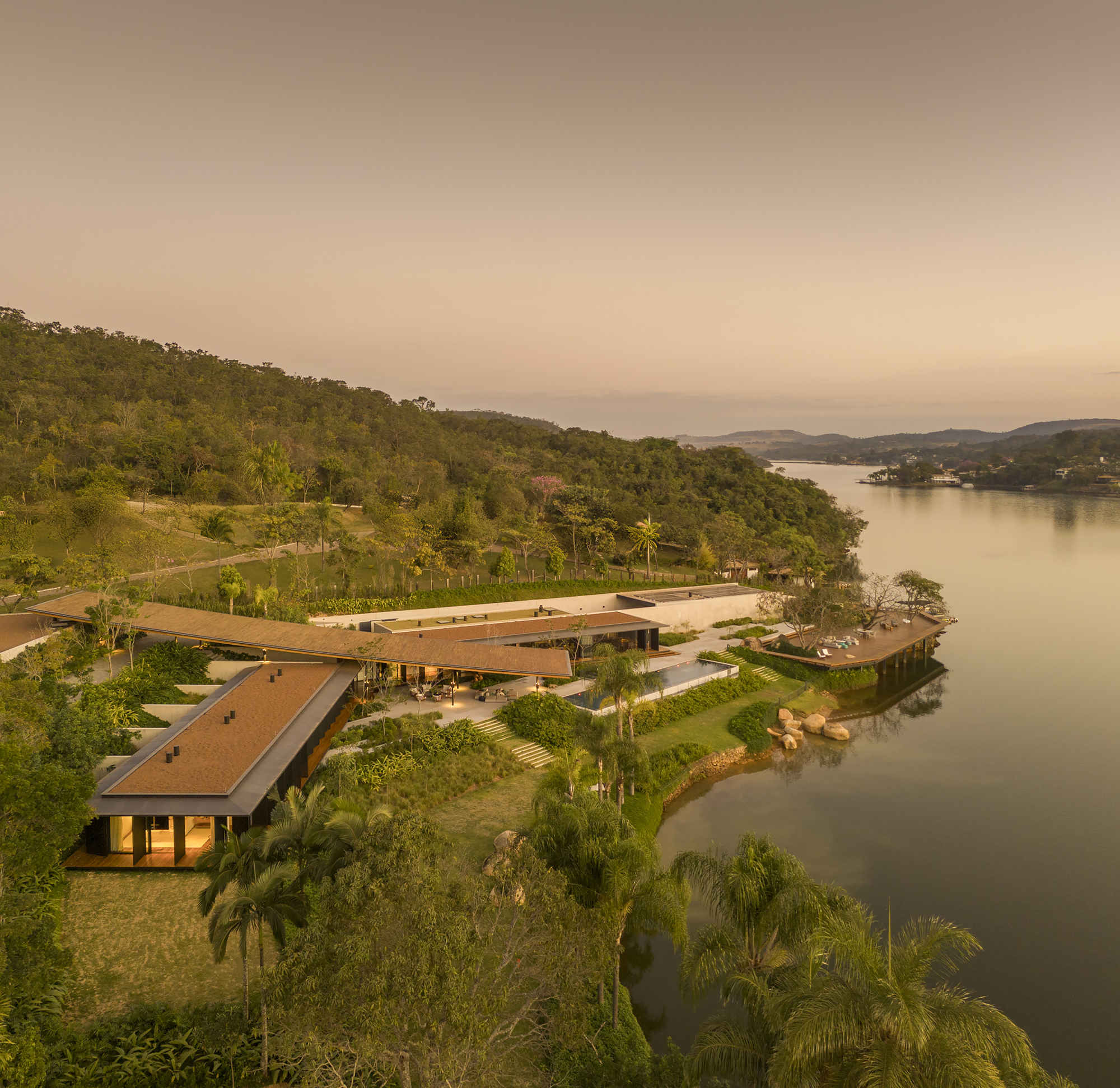 水坝房屋丨巴西丨Bernardes Arquitetura-29