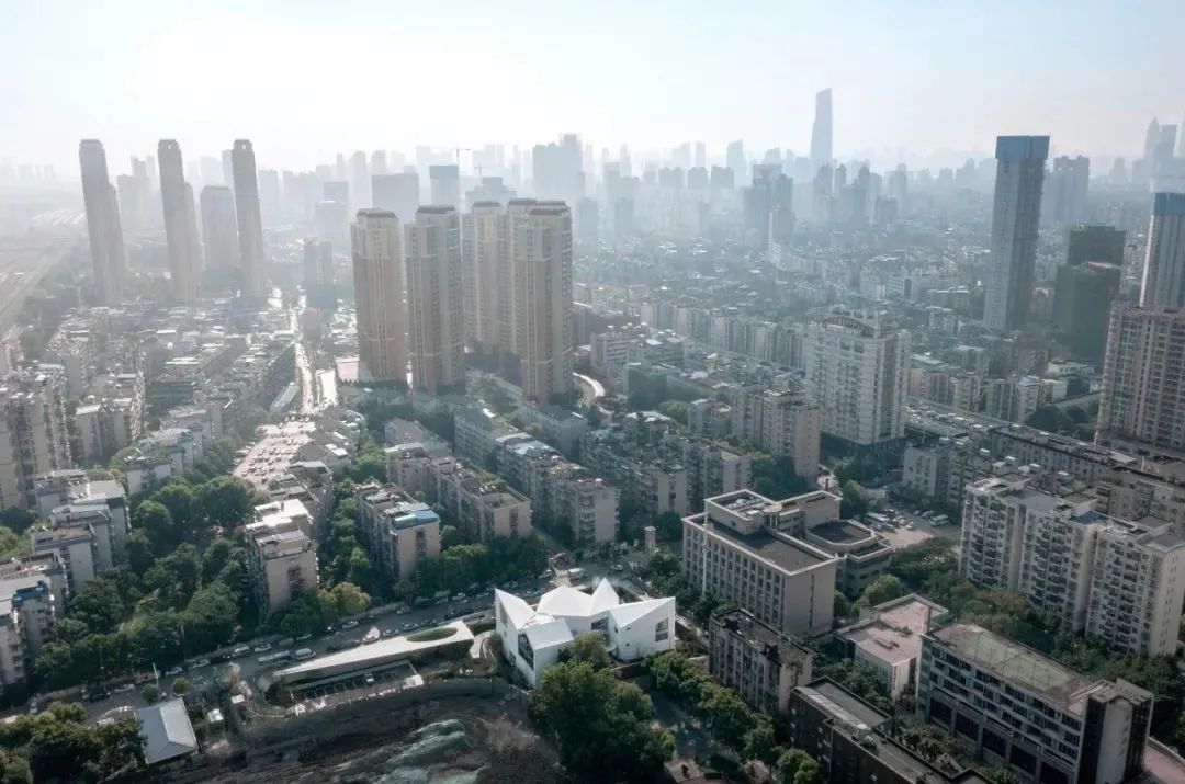 折叠乐园汉口万科城市展厅及幼儿园丨中国武汉丨一树建筑工作室-55