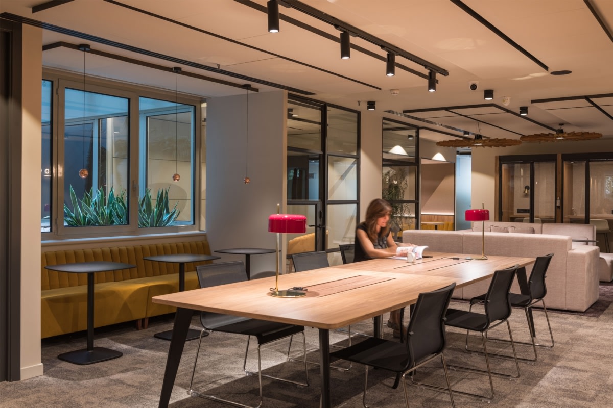 巴塞罗那共享办公空间丨西班牙巴塞罗那丨INDAStudio-23