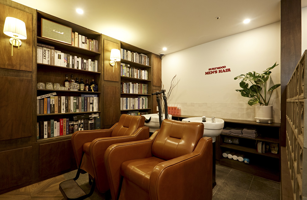 20 平米男士美容室，极简风格的设计魅力-9