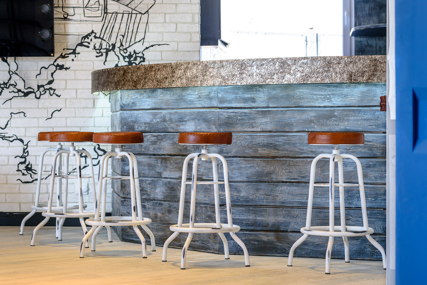 Serp & Molot Showroom | Donstroy-10