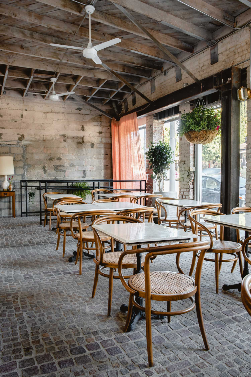 RÁ ARTISAN PIZZA RESTAURANT 餐厅 / Red Deer-5