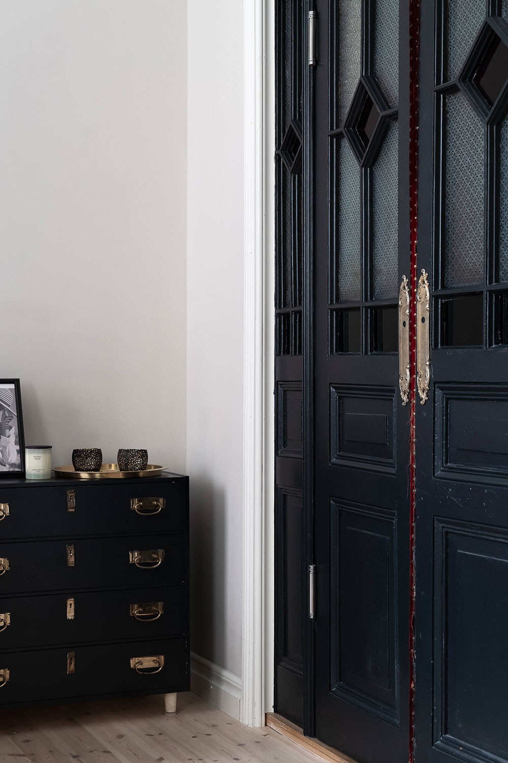 "斯德哥尔摩 42㎡小公寓，超高层高搭配复古风设计"-15