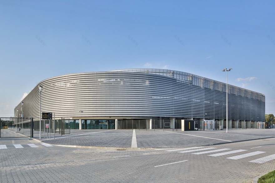 波兰卢布林体育馆,现代功能与视觉冲击的融合-6