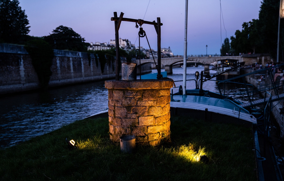 巴黎水线展览 | 船屋变艺术殿堂,Pejac 呈现环保与阶级议题-26