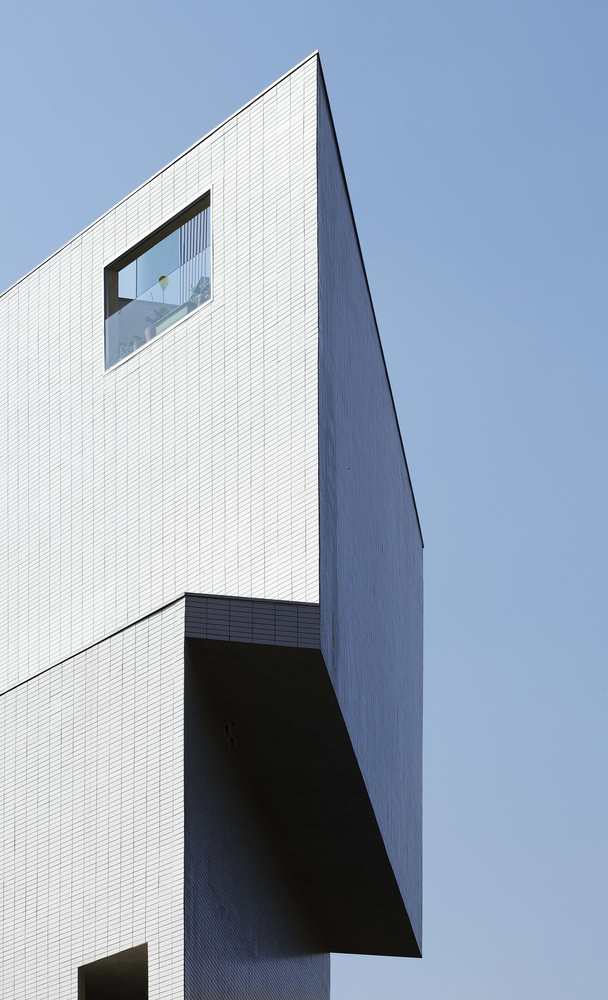 三角形的空间魔法 · 首尔延南地区建筑改造-52