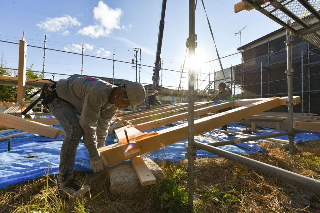 根の上の石場建て８　建前丨水野设计室-21
