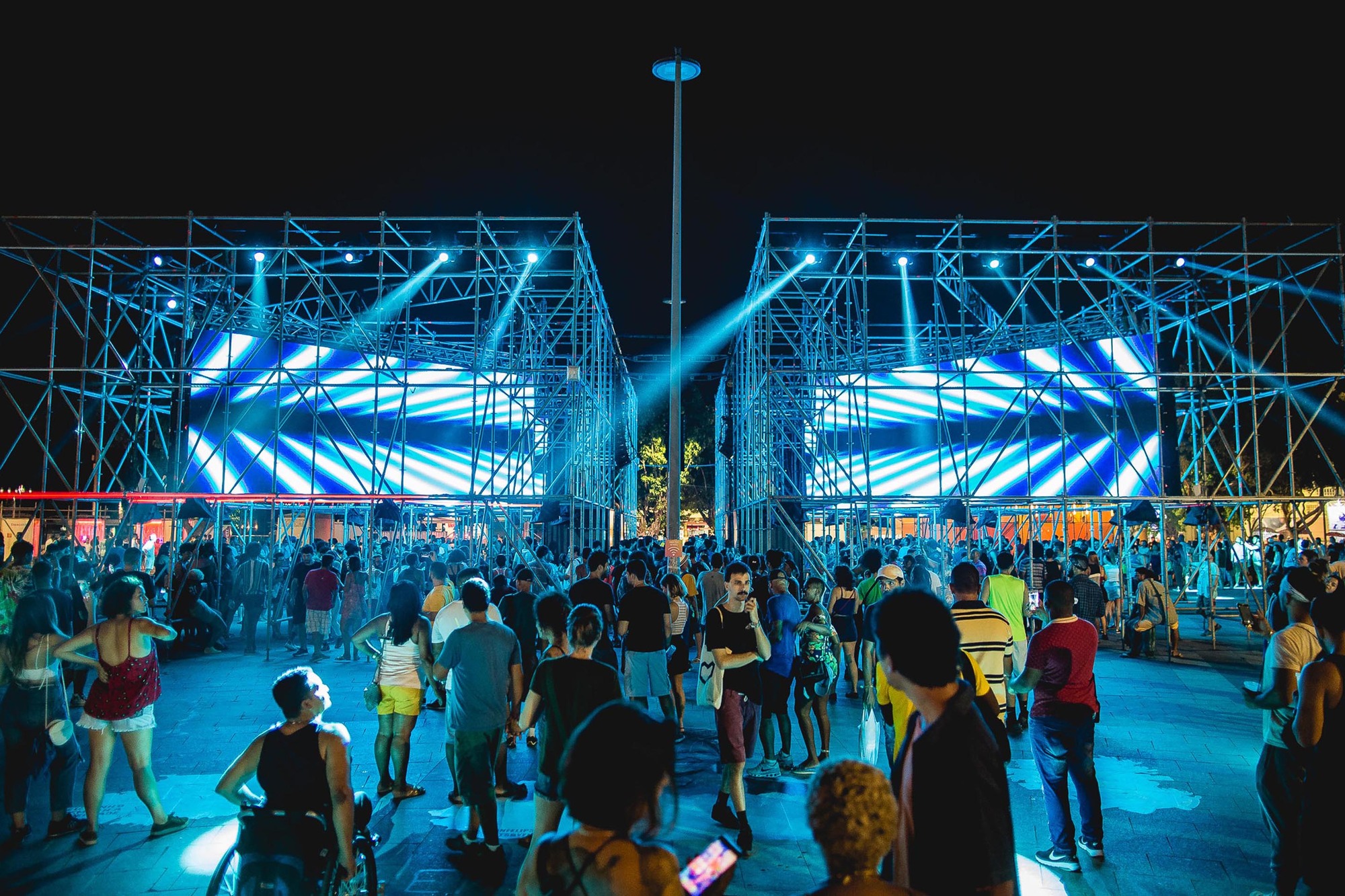 Conexidade Installation / Estúdio Chão-22