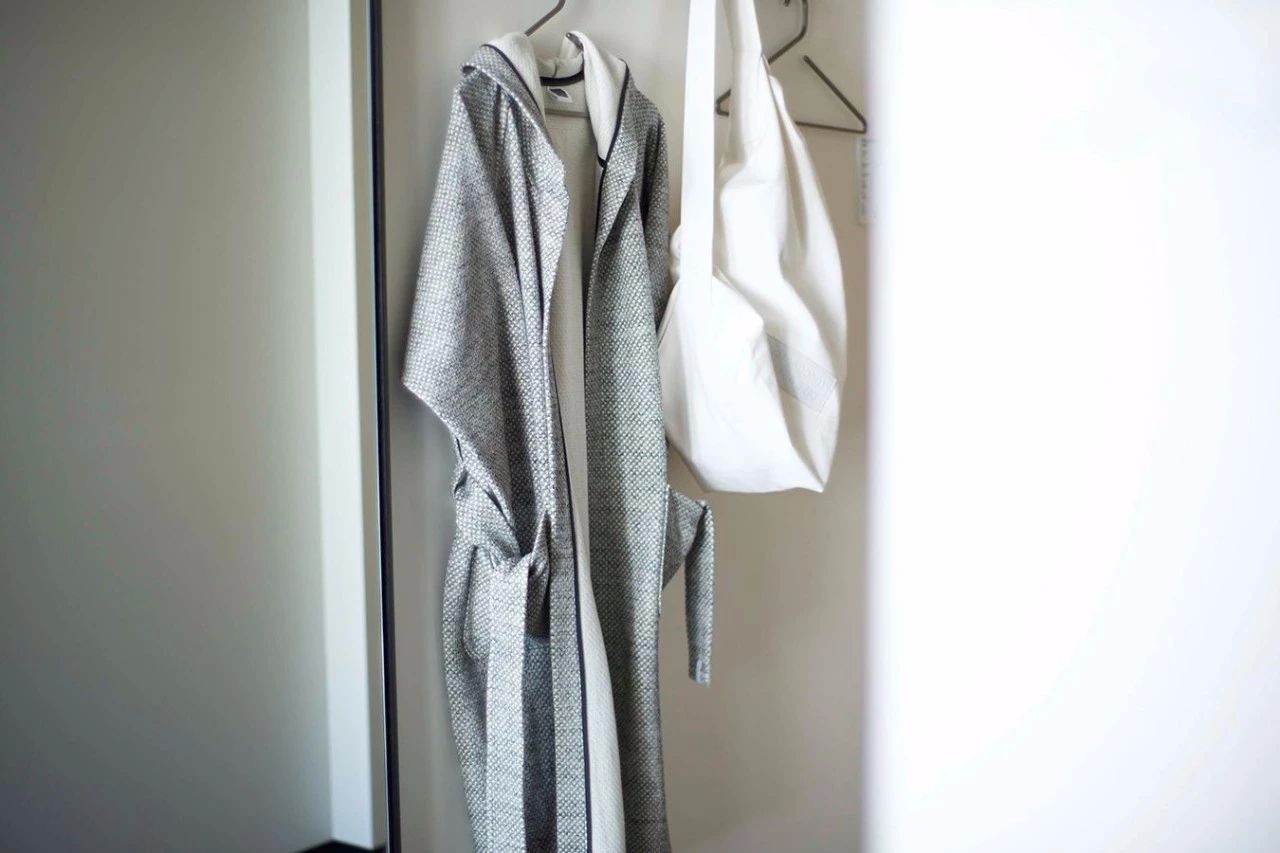 这个LOFT酒店装潢简单 / 住一晚却要6000块-48